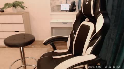  Lola  online show from February 2025 08:02:02 AM