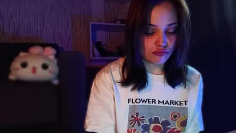 lola online show from April 2026 09:07:01 AM