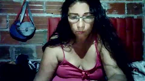 Snapshot of lola_teem chatting on April 2026 03:34:02 AM lola_teem online show from April 2026 03:34:02 AM