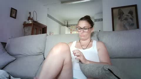 Snapshot of lolahueso chatting on July 2026 08:06:01 AM LOLA HUESO y ERIC online show from July 2026 08:06:01 AM