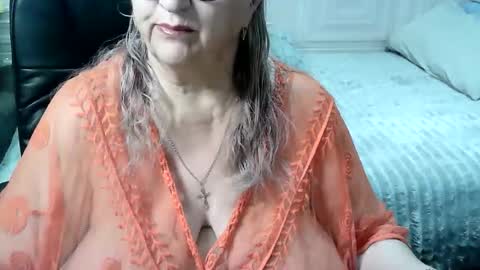 LolkaAlyss online show from April 2026 11:43:02 PM