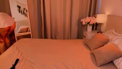 lollita online show from March 2026 06:28:02 AM