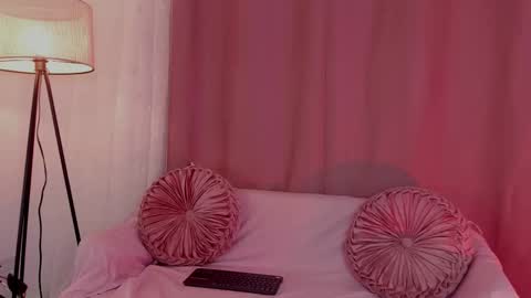 Lolly online show from October 2025 04:51:02 AM
