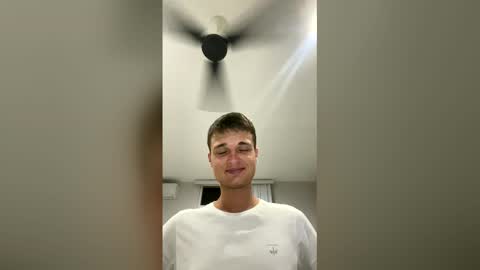 london_tomy online show from March 2026 01:05:01 AM