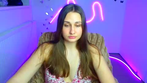 Lora online show from March 2026 12:16:01 PM