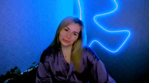 Lora online show from February 2026 03:13:01 AM