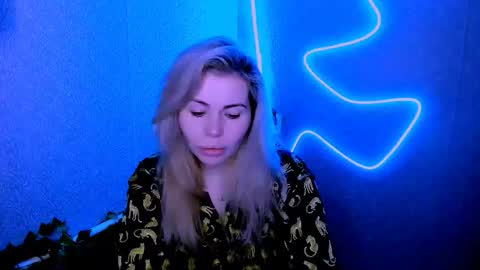 Lora online show from March 2026 03:12:01 AM