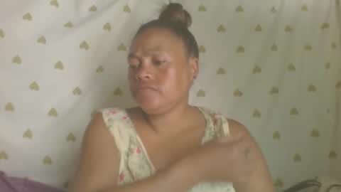 LorahxVane online show from April 2026 12:11:02 PM