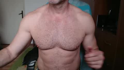  A online show from October 2025 06:39:02 AM