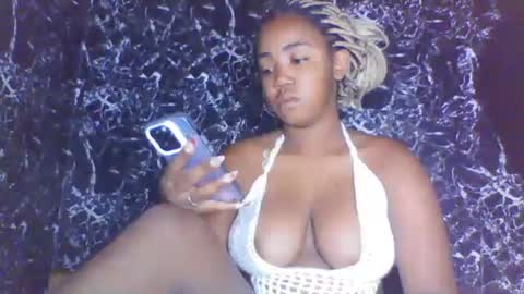 lorencinezahh online show from February 2026 03:42:02 PM