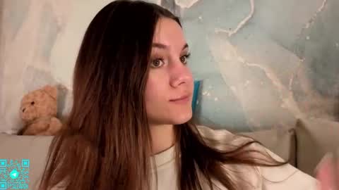 Snapshot of lorettadunnelli chatting on May 2026 06:24:01 PM Chloe for Fan BlackHole online show from May 2026 06:24:01 PM
