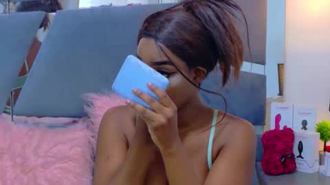 lorraine_johnson online show from April 2026 07:23:02 PM