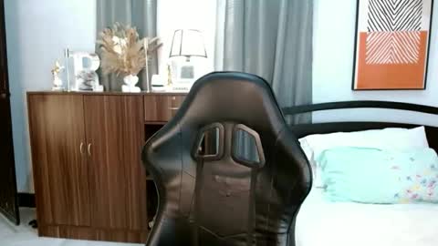 Los online show from November 2025 08:33:02 AM