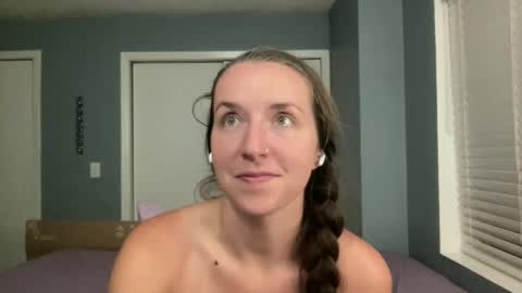 Snapshot of lothlori chatting on May 2026 11:23:04 PM lothlori online show from May 2026 11:23:04 PM