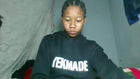 louane98 online show from March 2026 02:51:02 AM