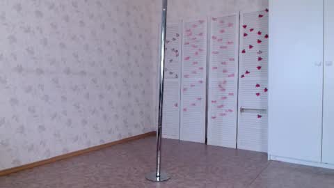 Snapshot of love_bella_ chatting on June 2026 05:12:01 AM love bella online show from June 2026 05:12:01 AM