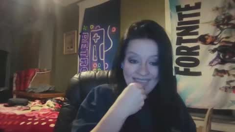 loveashlii online show from May 2026 06:09:02 AM