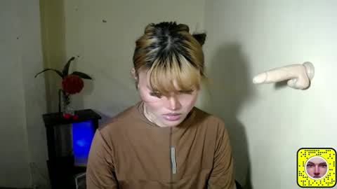 lovelily_xoxo online show from April 2026 06:19:01 AM