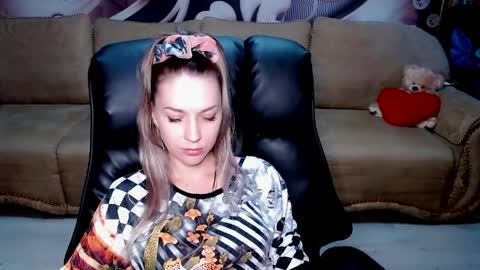 private open online show from April 2026 02:11:01 PM