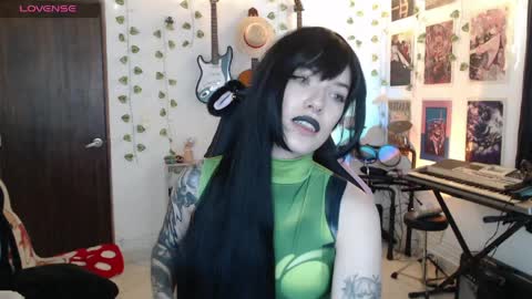 Cassie online show from April 2026 07:55:02 PM