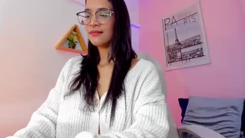 Snapshot of lovely_oliviaa chatting on June 2026 05:36:02 PM Olivia online show from June 2026 05:36:02 PM