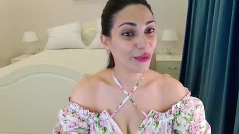 Snapshot of lovelybeatricee chatting on June 2026 12:31:02 PM Beatrice online show from June 2026 12:31:02 PM