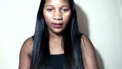 Snapshot of lovelylarra chatting on June 2026 06:43:02 PM lovelylarra online show from June 2026 06:43:02 PM