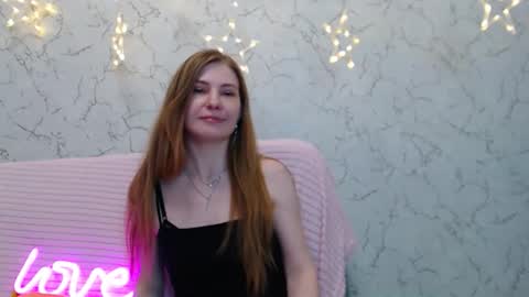 Snapshot of lovepeanutgirl chatting on November 2025 02:42:01 PM Mary Love online show from November 2025 02:42:01 PM