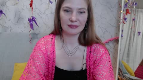 Snapshot of lovepeanutgirl chatting on April 2026 05:21:02 PM Mary Love online show from April 2026 05:21:02 PM