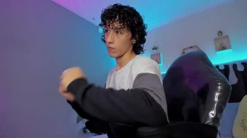 loverboy8_ online show from December 2024 06:59:01 PM