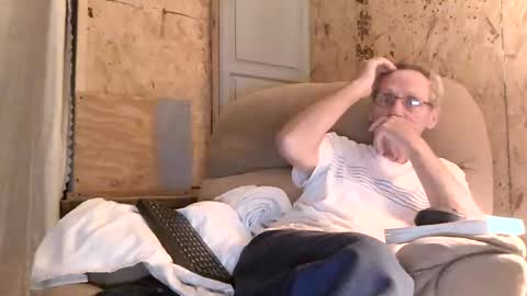 Snapshot of lovesex6565 chatting on November 2025 12:33:02 PM just here to have fun and cum online show from November 2025 12:33:02 PM