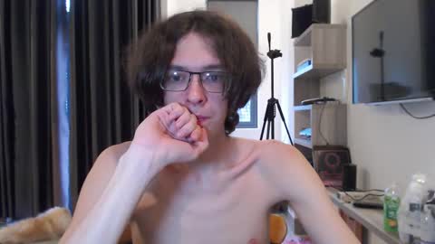 LovesomeCookie online show from March 2026 10:33:01 AM