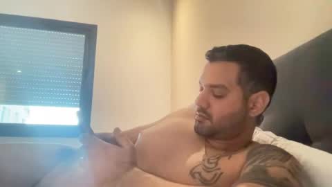 Snapshot of lovesteve_o chatting on December 2024 08:13:01 AM lovesteve_o online show from December 2024 08:13:01 AM