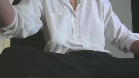 Snapshot of lovexjuxn77 chatting on February 2026 06:37:02 PM lovexjuxn77 online show from February 2026 06:37:02 PM