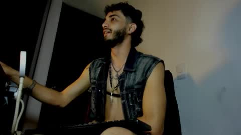 Snapshot of lovexjuxn77 chatting on February 2026 07:12:02 PM lovexjuxn77 online show from February 2026 07:12:02 PM