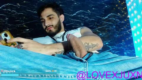 Snapshot of lovexjuxn77 chatting on April 2026 06:35:01 PM lovexjuxn77 online show from April 2026 06:35:01 PM