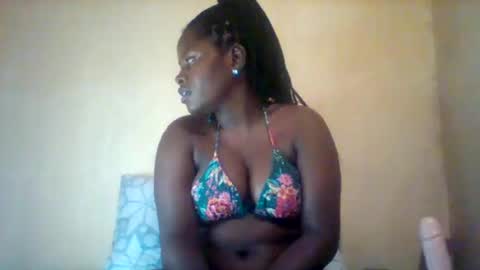 Snapshot of loviett chatting on April 2026 05:08:02 AM loviett online show from April 2026 05:08:02 AM