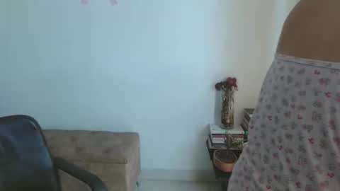 loving  online show from November 2025 05:24:01 PM