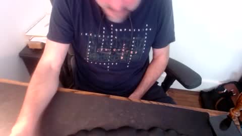 lreed090 online show from May 2026 08:14:01 PM