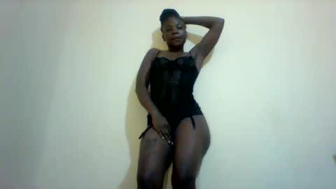 lu_lu21 online show from March 2025 12:18:01 AM