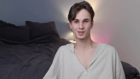 lucacharm online show from February 2025 12:53:02 AM