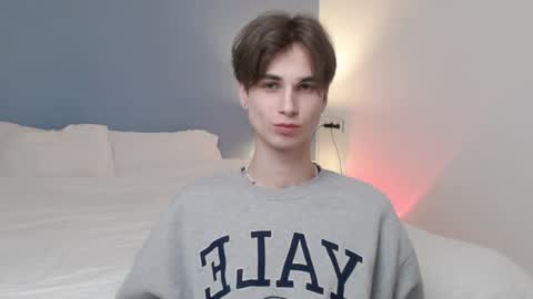 lucacharm online show from February 2025 11:46:02 PM