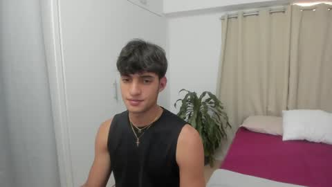 lucacosta19 online show from May 2026 07:00:02 PM