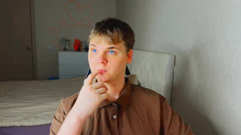 Lucas Gill online show from February 2026 07:12:01 AM