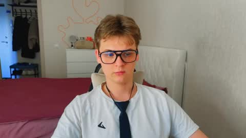 Lucas Gill online show from March 2026 09:57:01 AM