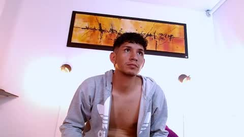 lucas_dream online show from June 2026 12:10:02 PM