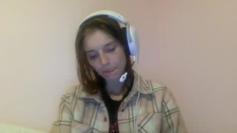 Snapshot of luci_layne chatting on July 2026 03:34:01 AM Luci Layne online show from July 2026 03:34:01 AM