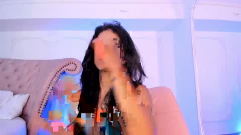 Luciana online show from April 2026 09:01:01 PM