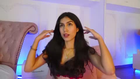 Snapshot of luciana_roa chatting on June 2026 08:48:01 PM Luciana online show from June 2026 08:48:01 PM