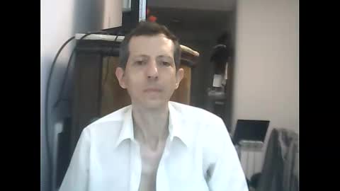 Snapshot of lucianoaxel chatting on February 2026 12:53:01 AM Luciano online show from February 2026 12:53:01 AM